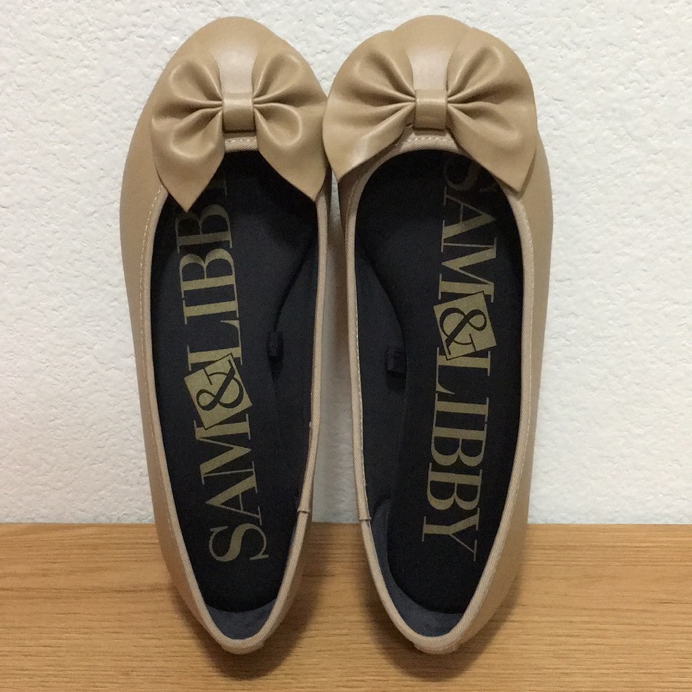 Sam & Libby “Chelsea” Flats